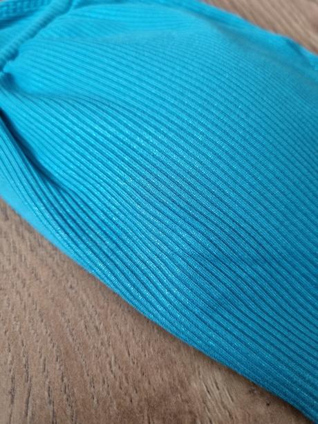 Zaujímavé plavky bez ramienok, m