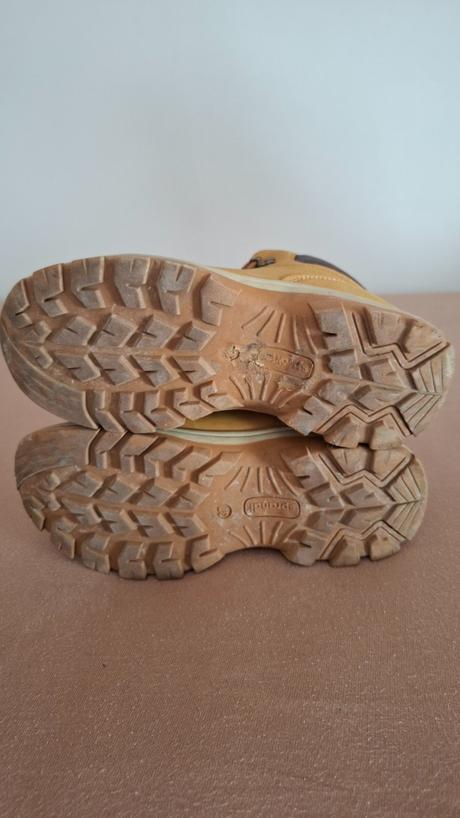 Celoročné topánky, sprandi,37