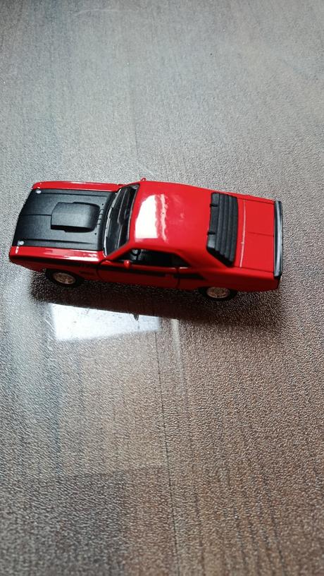 Autíčka a motorka,