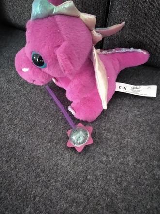 Dráčik s palickov, 