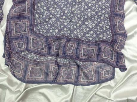 Kvalitná vzdušná blúzka, s