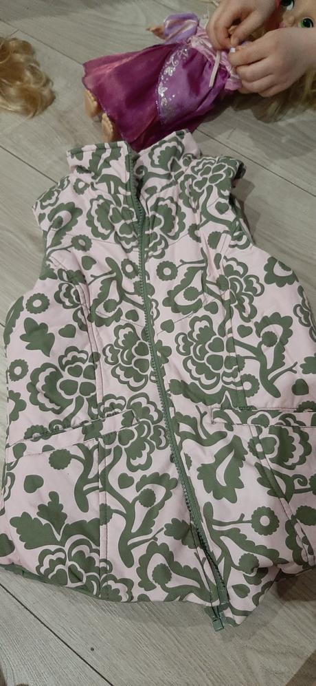 Obojstranná vesta, 122