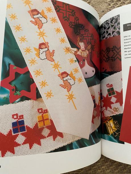 Krásna kniha výšiviek aj s predlohami, 