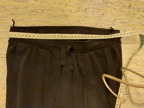 Čierne tepláky 146/152, h&m,152