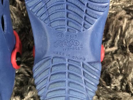 Crocsky, crocs,22