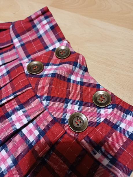 Károvaná sukňa, next,104