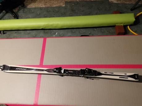 Lyže 170 cm, atomic,170-180 cm