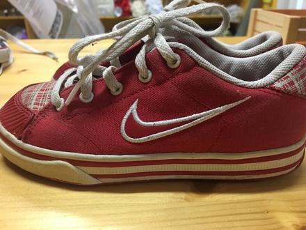 Červene tenisky nike, nike,29