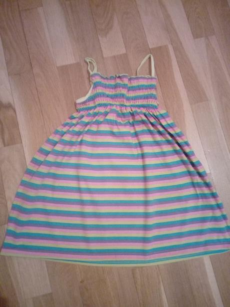 Šatičky veľkosť 122, 122