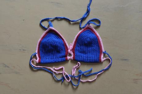 Ručne háčkovaná podprcenka, 75c / 80c / 85c