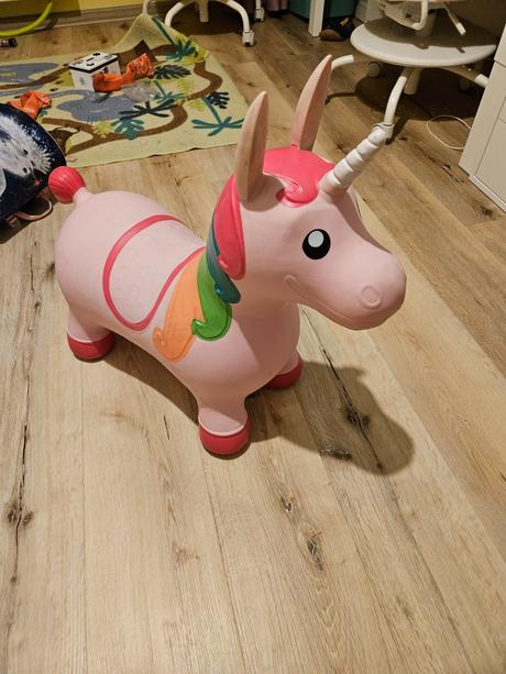 Hopsadlo jednorožec, 