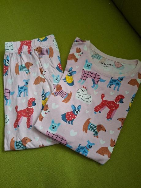 Pyzamo, reserved,134