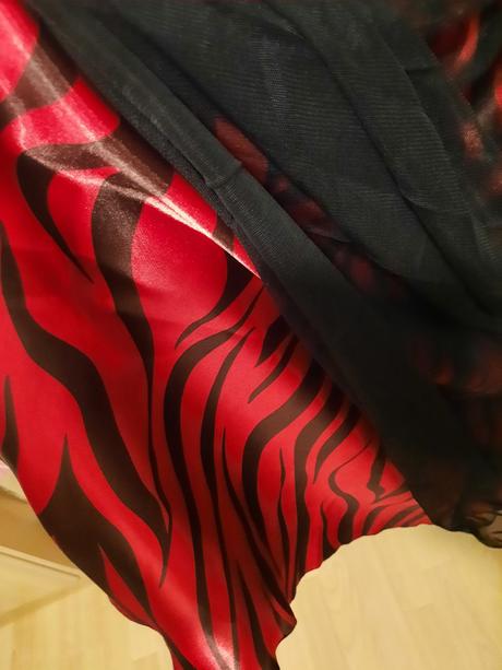 Dámske spoločenské/ plesové dlhé šaty, s