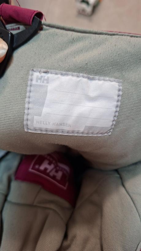 Lyžiarske gate 98, helly hansen,98