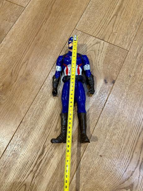 Captain amerika - vydava zvuky,