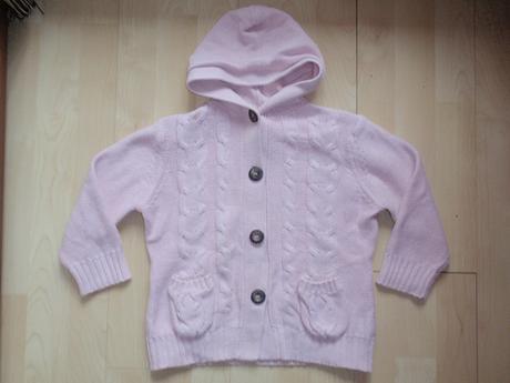 Ružový svetrík, lupilu,104