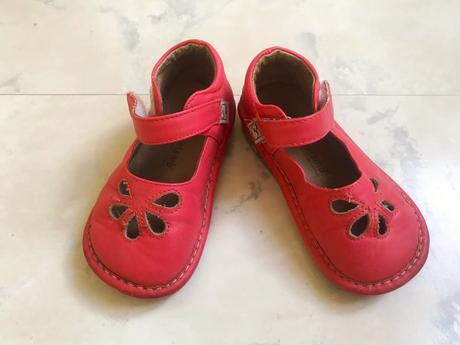 Kotníkové sandálky na suchý zips, 22