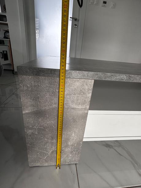 Bielosivy konferenčný stolik, 