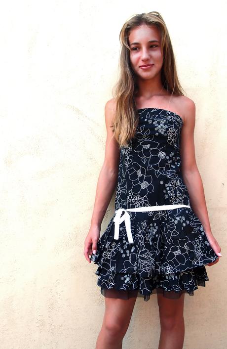 Spoločenské - slávnostné šaty lipsy, s