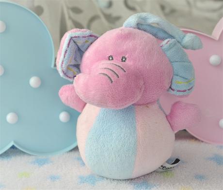 Plyšová hrkálka-sloník,