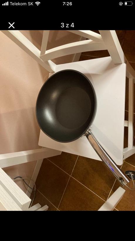 Úplne nová hlboká panvica wok, 
