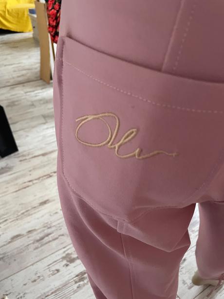 Staroruzove nohavice olavoga, m