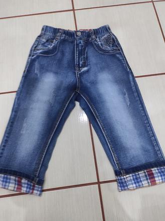 Kraťasy trojštvrťové, 128