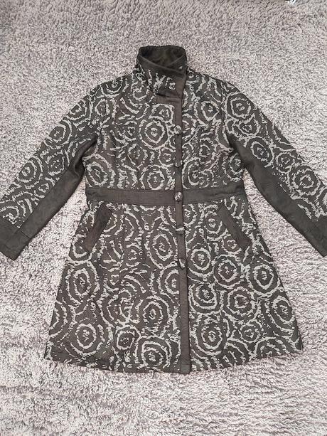 Kvalitný kabát franstyle, 42