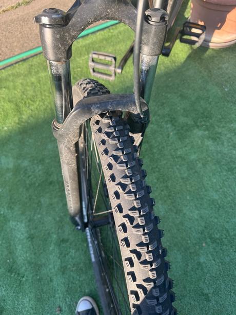 Horský bicykel cube aim slx, 28