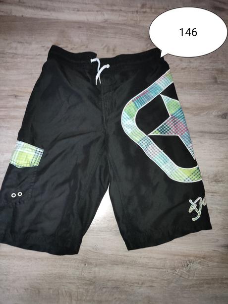 Šortky, 146