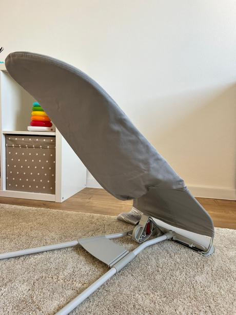 Babybjörn lehátko bliss - sivá.,