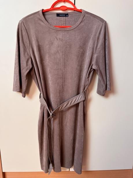 Semišové šaty s opaskom -xs, reserved,xs