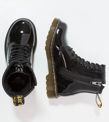 Dr. martens členkové šnurovacie čižmičky, 32