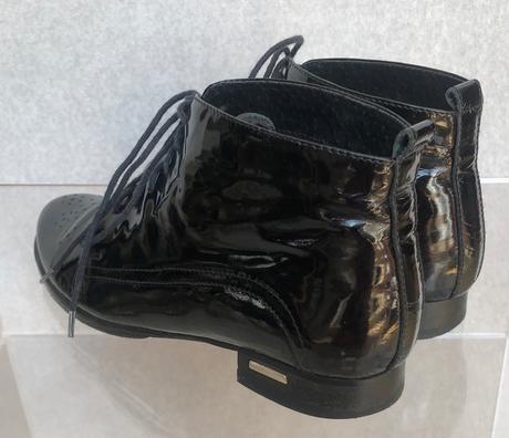 Kotníkové lakované topánky, 36