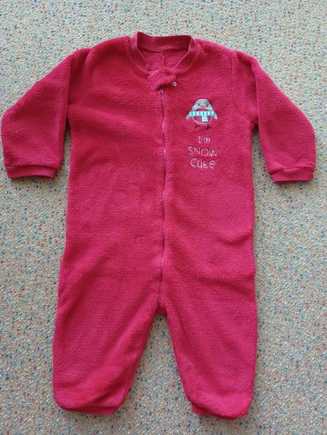 Teplý overal na spanie, 86