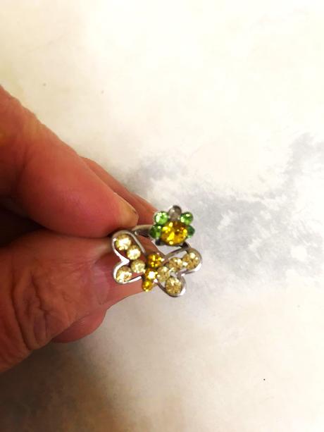 Dievčenský prsteň, 