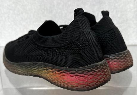 Zaujímavé tenisky na bežné nosenie, 37