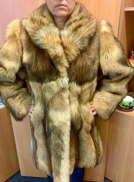Kožuch pravý, 42