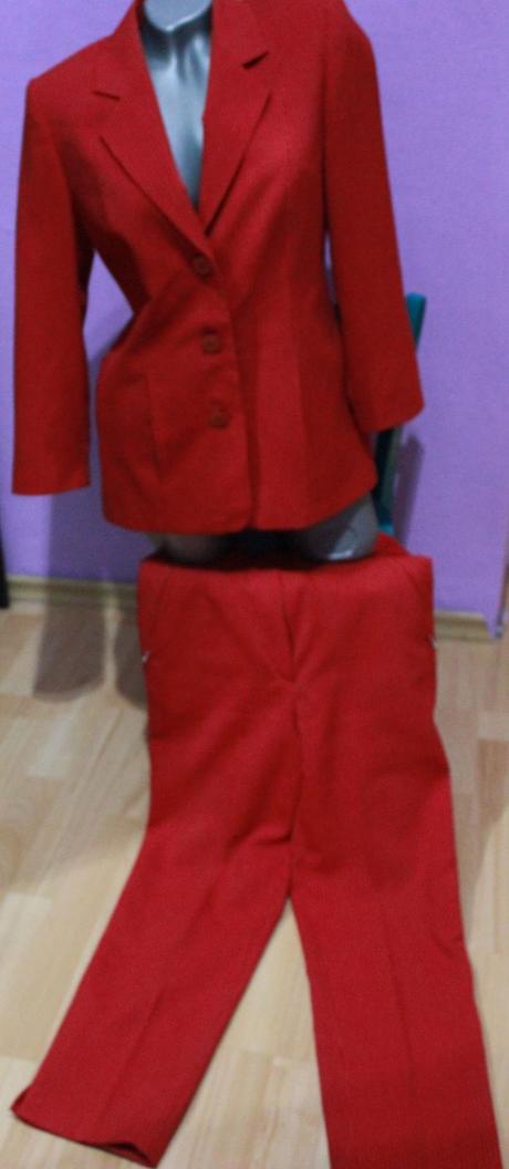 Biznis cervene pasikave nohavice, s