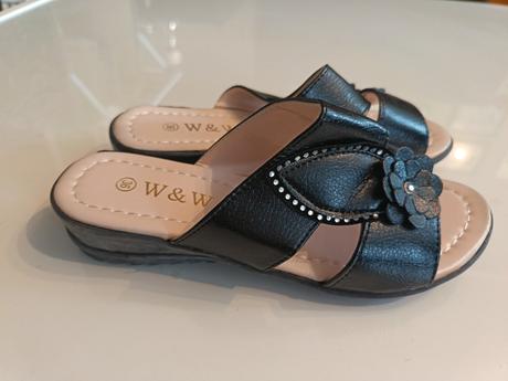 Šľapky veľ.36, 36