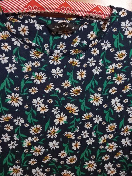 Tričko s kvetmi, f&f,s