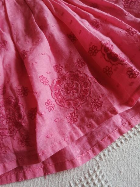 Ruzove saty s vysivanym spodkom siat., george,104