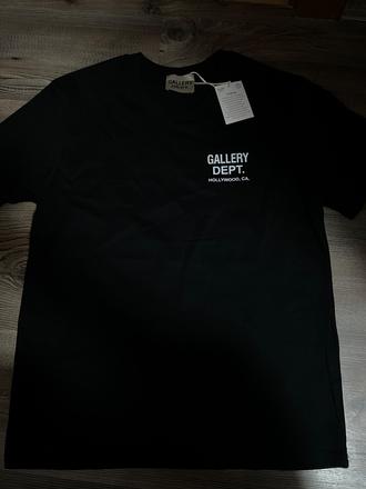 Gallery dept, m