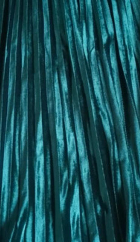 Smaragdová midi sukňa reserved, reserved,m