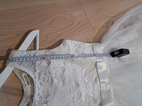 Šaty na 1sv.prijímanie, 152