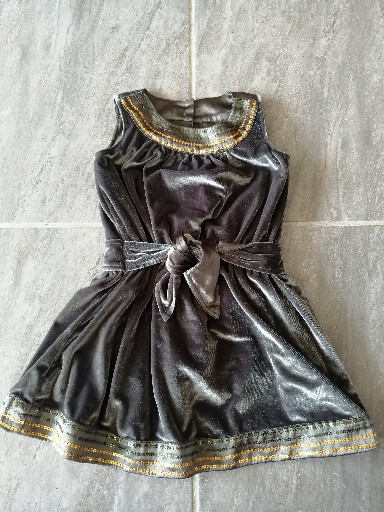 Zamatové šatičky v 98, 2-3r, zn mas, marks & spencer,98