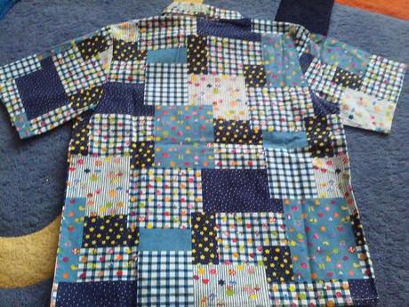 Farebná košeľa, 122