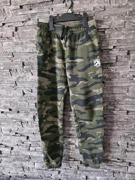 Chlapčenské tepláky, f&f,158