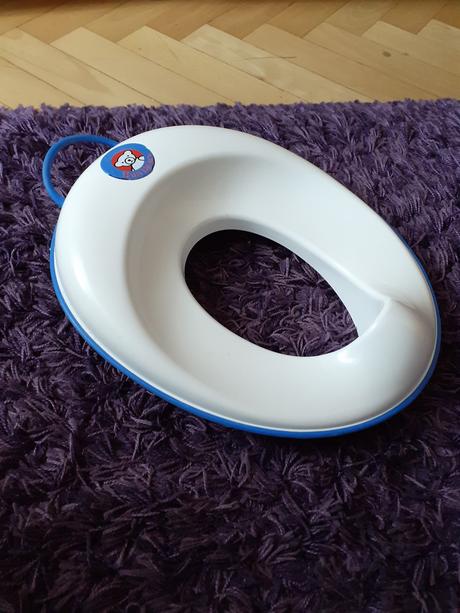 Nastaviteľná redukcia na wc, 