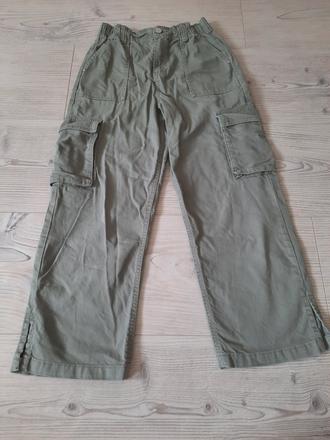 Kapsacove nohavice, primark,152